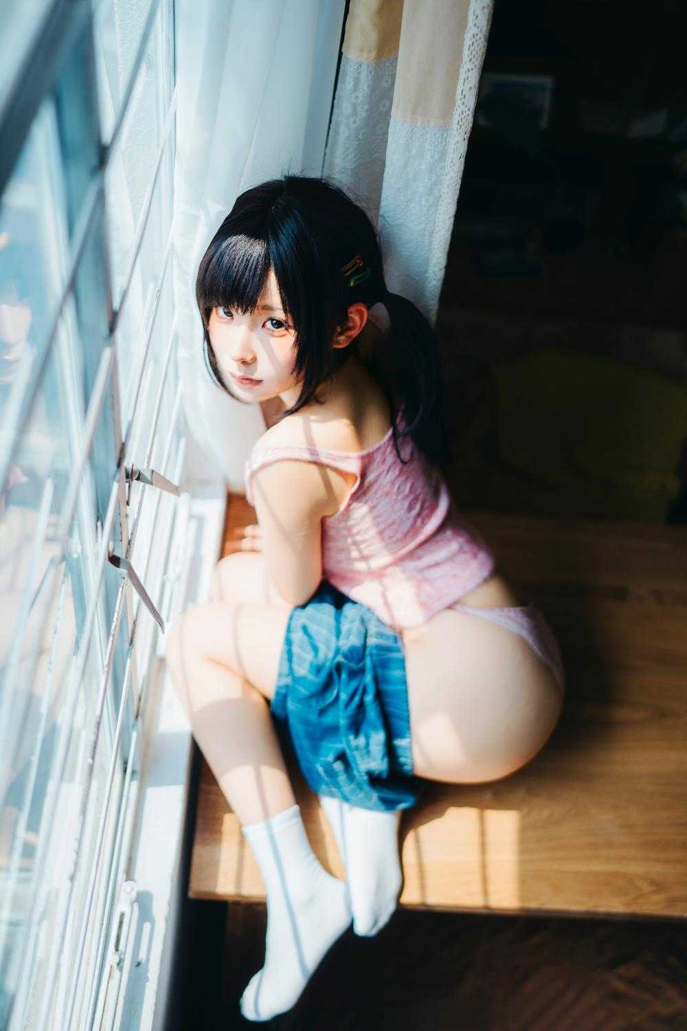 蠢沫沫 - 25年10月自拍 (4套) [173P/4.42G]（2